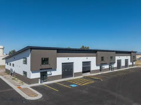 Modern Warehouse With Mezzanine