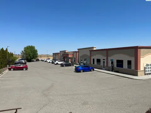 Retail Opportunity in Kennewick, WA