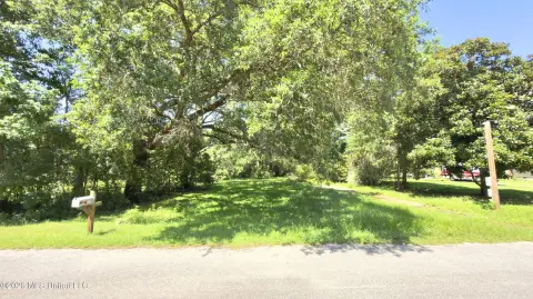 Vacant Residential Lot with Power