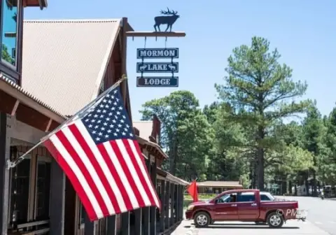 Mountain Resort with Western Charm