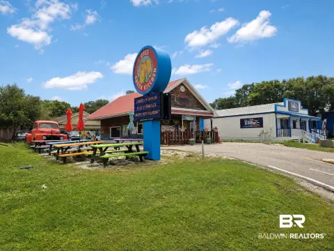 Freestanding Drive-Through Restaurant