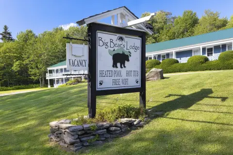 Mountain Bed & Breakfast With Pool