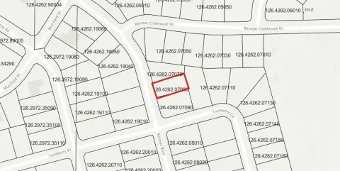 Residential Lot in Golf Community