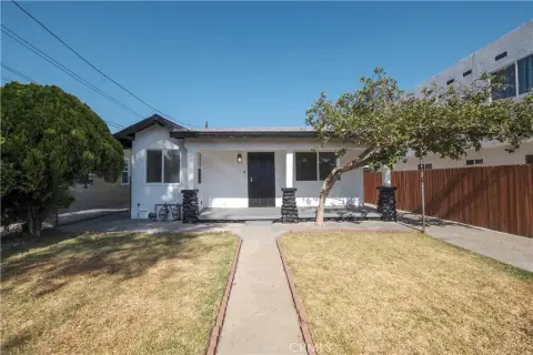 Detached Duplex with Separate Access