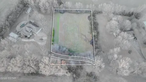 Residential Lot in Upscale Neighborhood