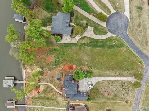 Waterfront Land on Tennessee River