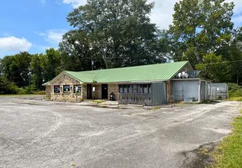 Vacant Commercial Restaurant Building