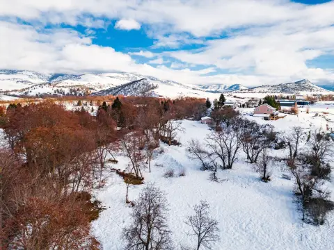 Creekfront Land in Pompadour Estates