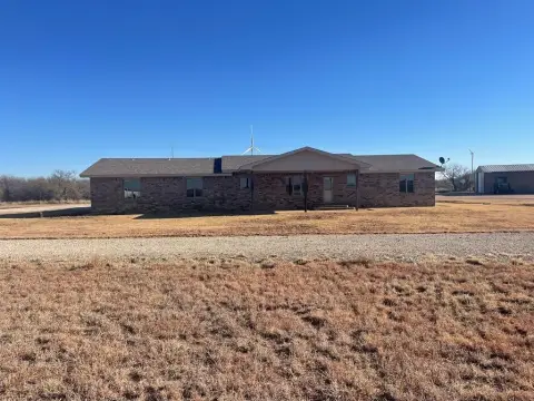 Snyder, TX Land with Home