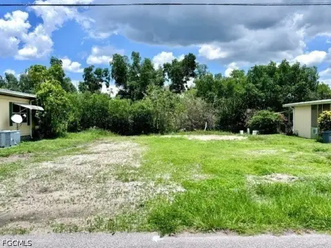 Waterfront Lot with Direct Gulf Access