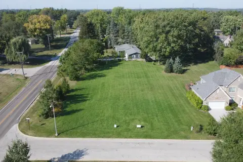 Residential Lot in South Elgin