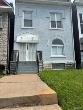 Rehabbed Duplex with Security Gates