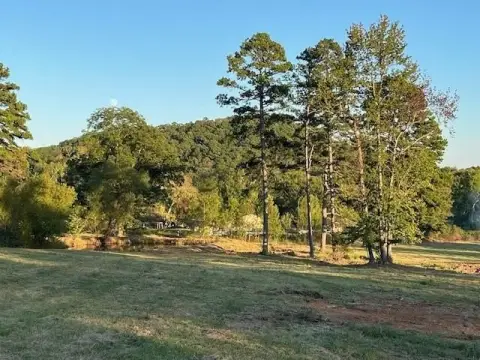4 Acres on Mill Creek