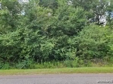 Residential Land in Prattville, AL