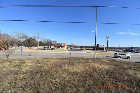 Road-Fronted Commercial Land Site