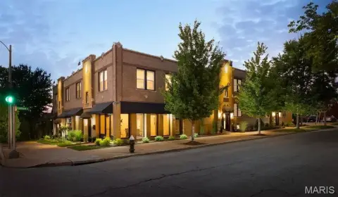 Renovated 13-Unit Apartment Building