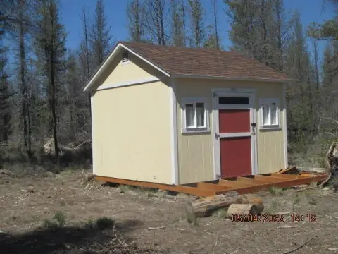 Land with Mountain Views