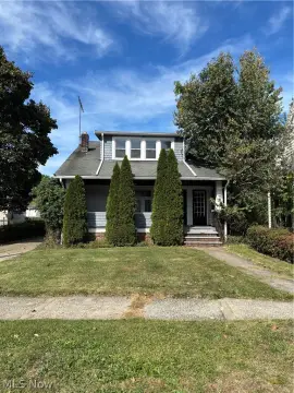Two-Unit Duplex with Hardwood Floors