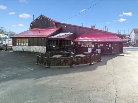Restaurant Property With Service Window