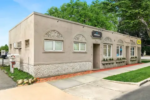 Inline Office Suite with Private Bath