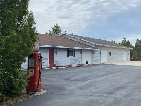Sister Bay Commercial Flex Space