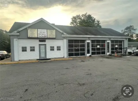 Freestanding Auto Repair Building