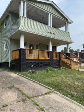 Renovated Duplex with Third-Floor Unit