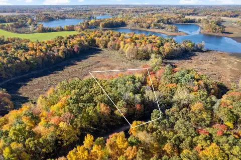 Rockford Buildable Lot in Angel Woods