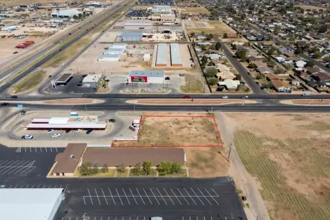 Commercial Lot in Growing Odessa