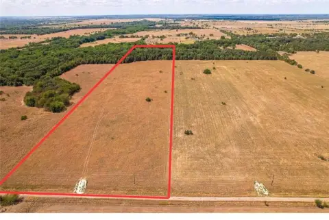 15 Acres of Land in Kerens