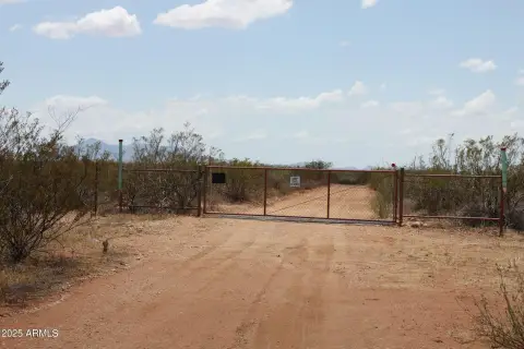 Sierra Vista Land with Views
