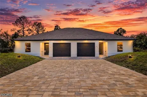 Fully Renovated Duplex with Patios