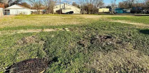 Vacant Lot in Ponca City