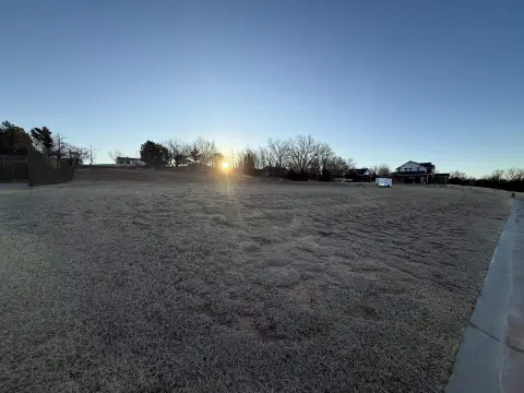 Two Residential Lots on Moelling