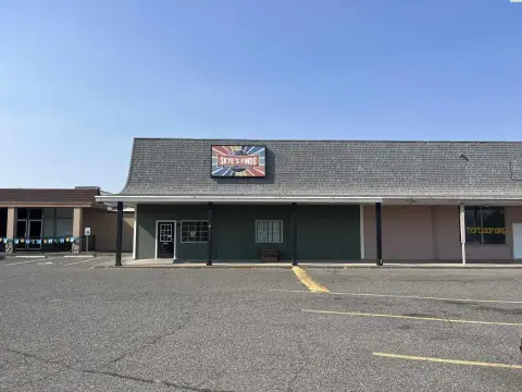 Richland Retail Land Available