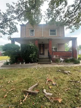 Well-Maintained Duplex in Cleveland