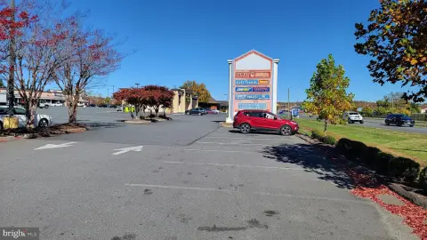 Grocery-Anchored Retail Spaces