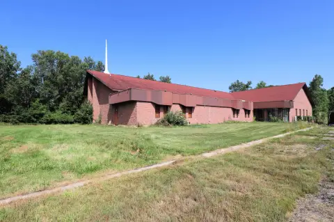 Spacious Church on Wooded Acreage