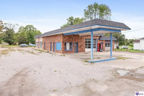 Lebanon Junction Mixed-Use Building