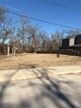 Commercial Lot in South Dallas
