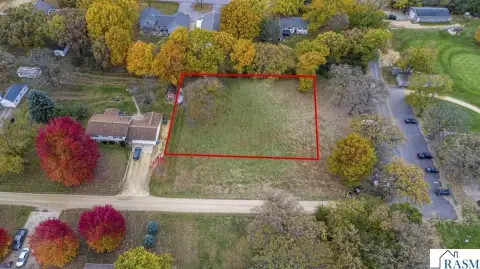 Residential Lot Near Golf Course