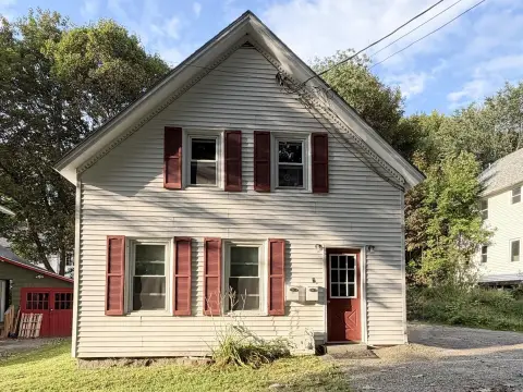 Two-Unit Duplex with Updates