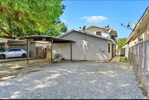 Updated Triplex in Central Fresno