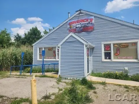 Addison Commercial Space For Rent