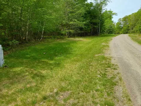Residential Land in Desirable Neighborhood