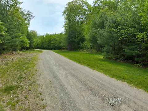 Residential Land in Private Neighborhood