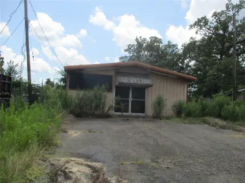 Commercial Land with Interstate Frontage