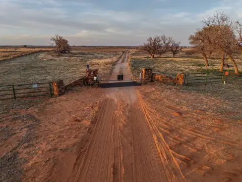 Expansive Ranching Opportunity in Oklahoma