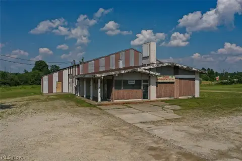 Flex Building With Warehouse