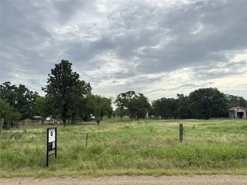 Unimproved Acreage Tract
